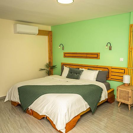 Jade Hotel And Spa Bandrele Екстер'єр фото