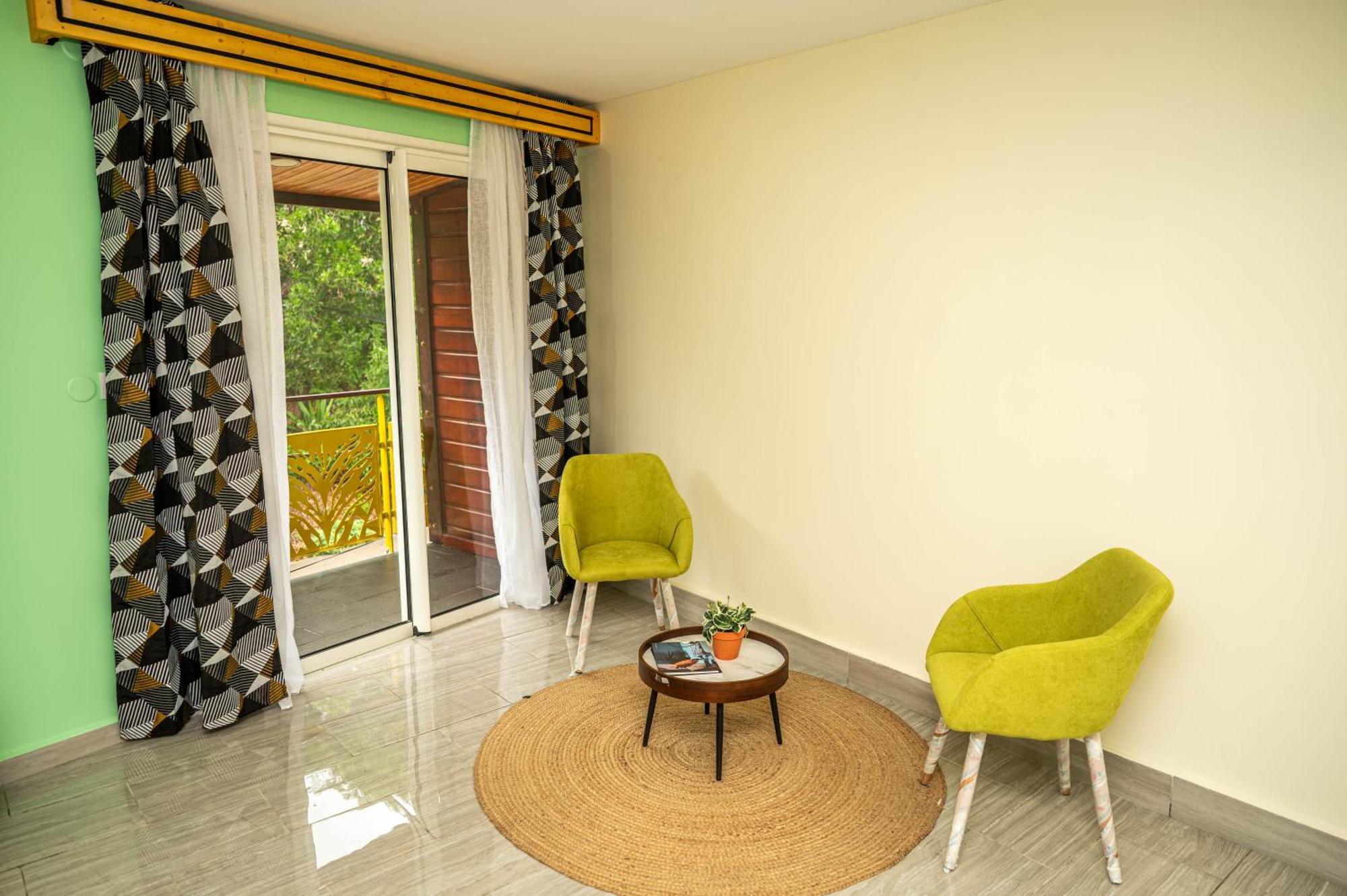 Jade Hotel And Spa Bandrele Екстер'єр фото