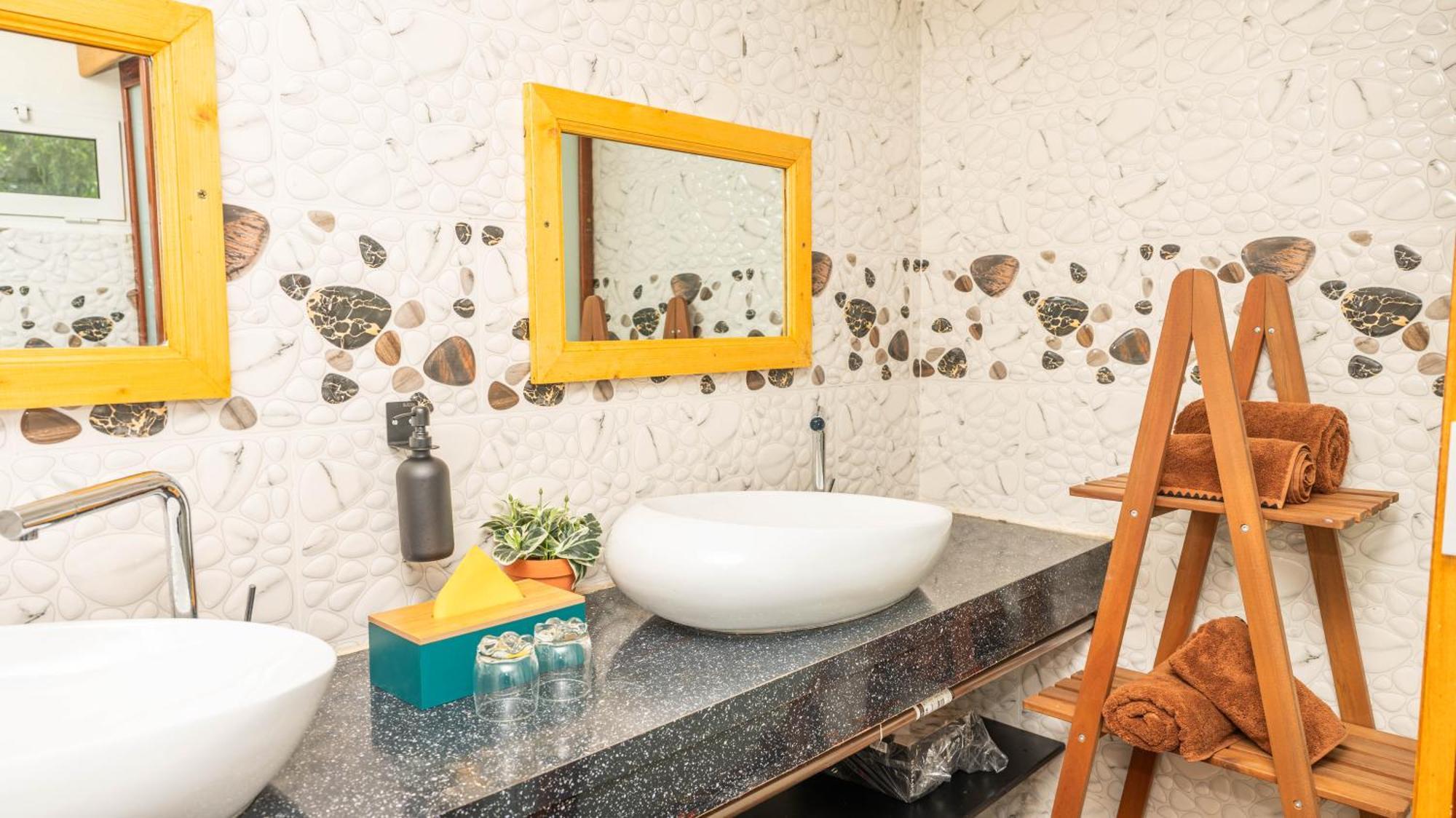 Jade Hotel And Spa Bandrele Екстер'єр фото
