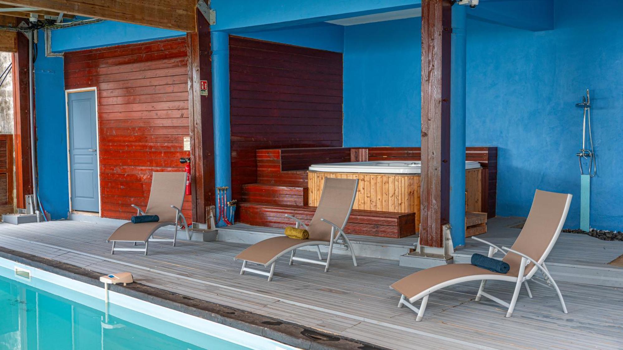 Jade Hotel And Spa Bandrele Екстер'єр фото